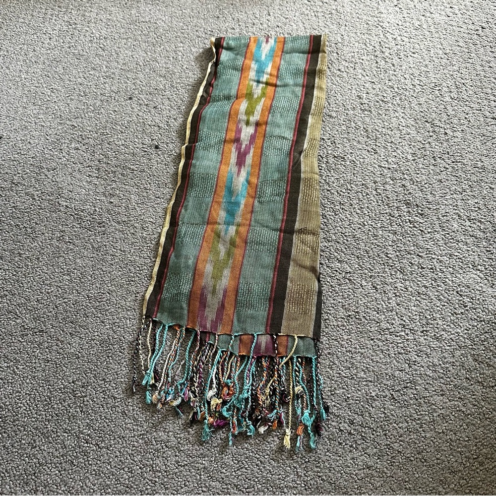 7 ASOS/UO scarves